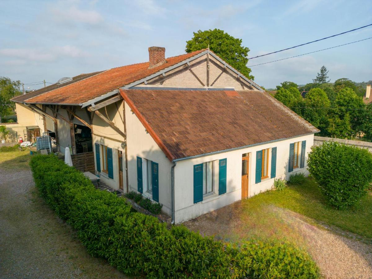 Gite 32 Rue Du Huit Mai Freneuse  Exterior photo